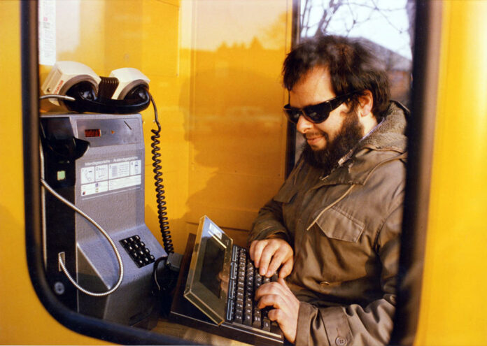 Wau Holland bei einem Hack.